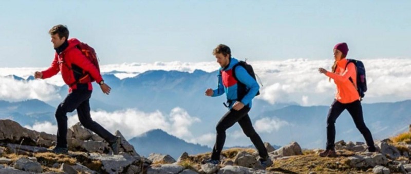 亞瑪芬遞表，安踏意在全球