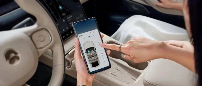 蔚來手機的132天，從期待到群嘲