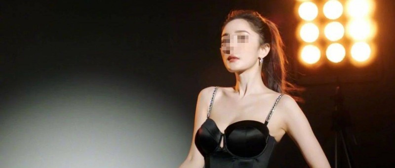 性感女王楊冪爆改椰汁女神，椰樹慌了