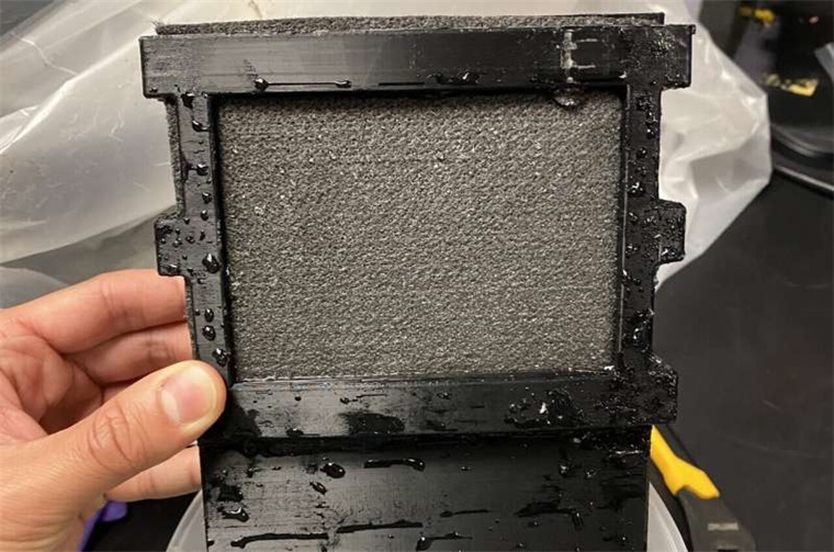 減少電子廢物！西北大學開發(fā)出新型燃料電池 從微生物污垢中獲取能量