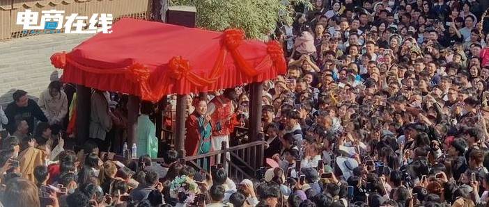 10天漲粉400萬，開封王婆不賣貨了