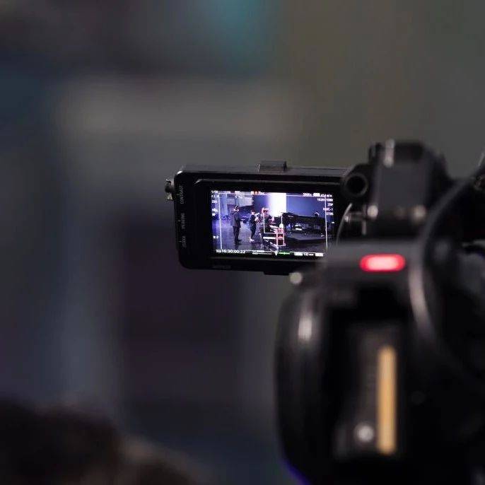 高管下場越來越卷，造車的盡頭是直播？