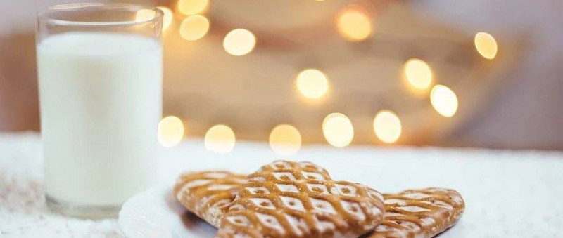 乳企年報盤點 蒙牛營收近千億，優(yōu)然牧業(yè)虧逾10億