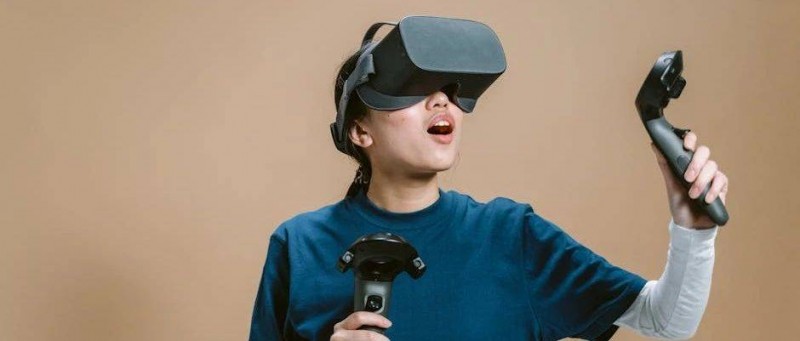 再創(chuàng)歷史新高，最受益于AI的龍頭之一，大股東全是巨無(wú)霸