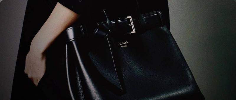 華為改名嘲諷8億打工人？Prada繃不住了！