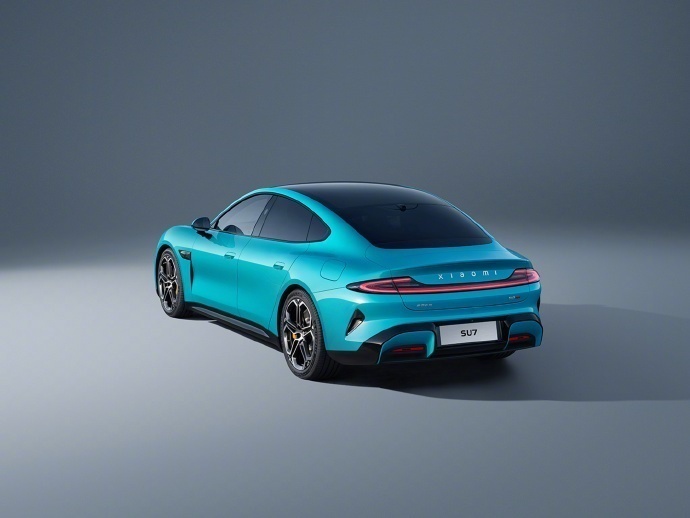 小米SU7鎖單量已達(dá)4萬(wàn)輛，退訂率達(dá)40！高盛預(yù)測(cè) 小米汽車2026年銷量32.6萬(wàn)輛，2028實(shí)現(xiàn)盈利