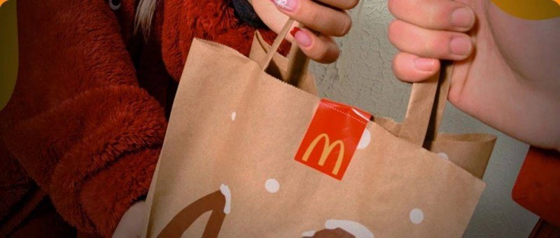 麥當(dāng)勞辱罵顧客翻車了，胖東來贏麻了！