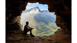 名創(chuàng)優(yōu)品Q1收入37億，和泡泡瑪特比如何？