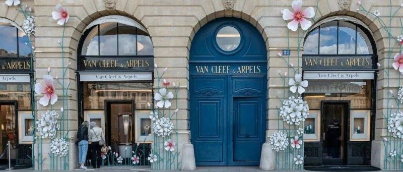 一夜大漲4100元，奢侈品又要賣爆了？