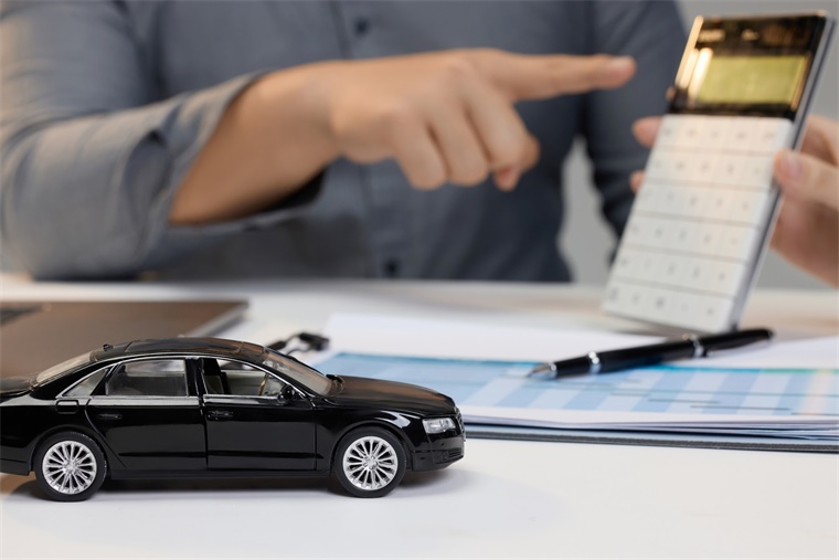 對標比亞迪9.98萬秦L！不到8萬拿下一汽豐田卡羅拉，崔東樹表示合資品牌原有的產(chǎn)業(yè)優(yōu)勢正在弱化