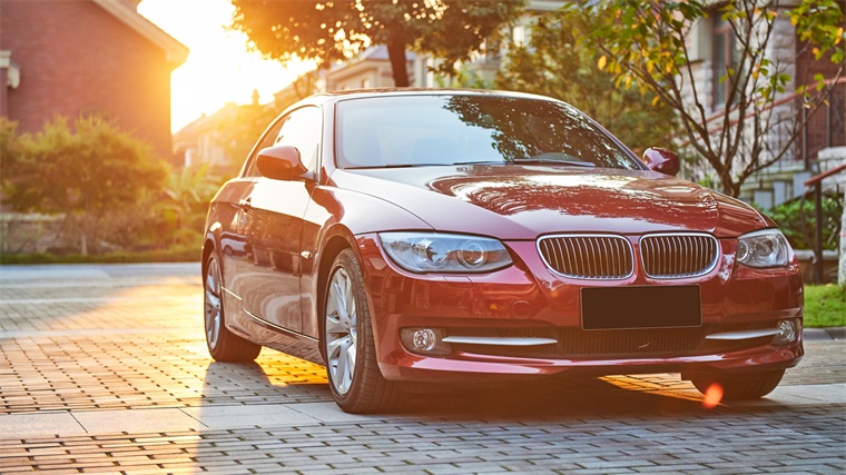 門店虧損嚴(yán)重，降價(jià)超10萬也卷不過國產(chǎn)車！寶馬中國宣布將退出價(jià)格戰(zhàn)，支持經(jīng)銷商穩(wěn)扎穩(wěn)打