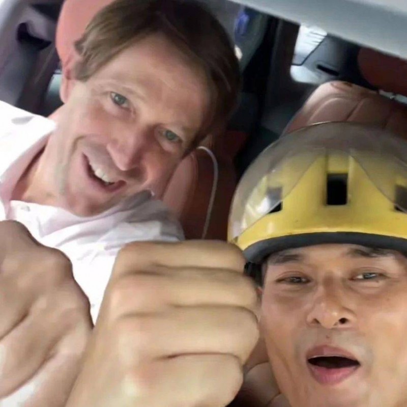 外賣小哥代言凱迪拉克，破解流量難題！