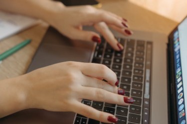 小紅書(shū)買(mǎi)手合作能掙多少錢(qián)？小紅書(shū)如何談合作？