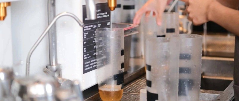 當(dāng)AI給你搖奶茶，新茶飲有了賽博味