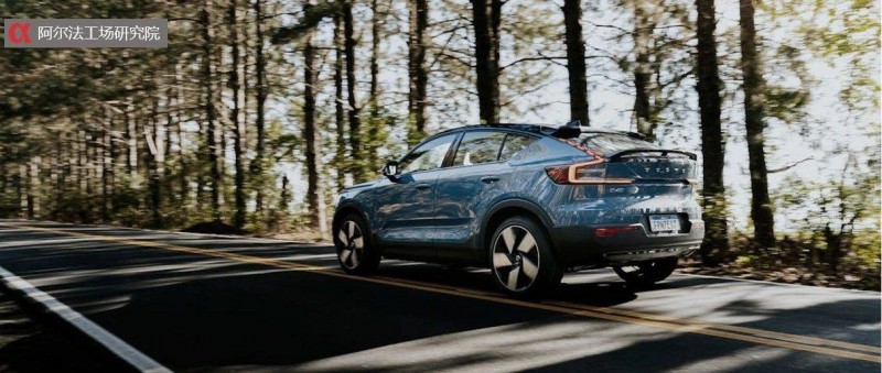 這只新能源基金為何連續(xù)兩年獲得正收益？