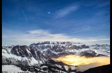 營(yíng)收飄紅，股價(jià)綠了！攜程有點(diǎn)冤！