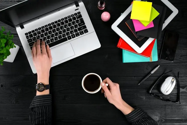 抖店跟抖音櫥窗有什么區(qū)別？掛小黃車和櫥窗的區(qū)別