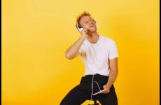 繼續(xù)高增，騰訊音樂(lè)還能蹦多高？