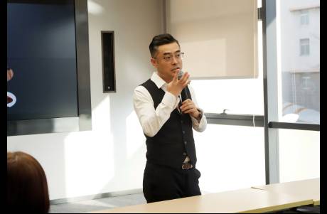 鍐浄鑰佸笀鍗佷簲浜旇鍒掕В璇伙細(xì)欏哄簭璋冩暣鑳屽悗錛岃棌鐫€鏈潵浜斿勾鐨勮儲瀵?/div                                            鍐浄鑰佸笀